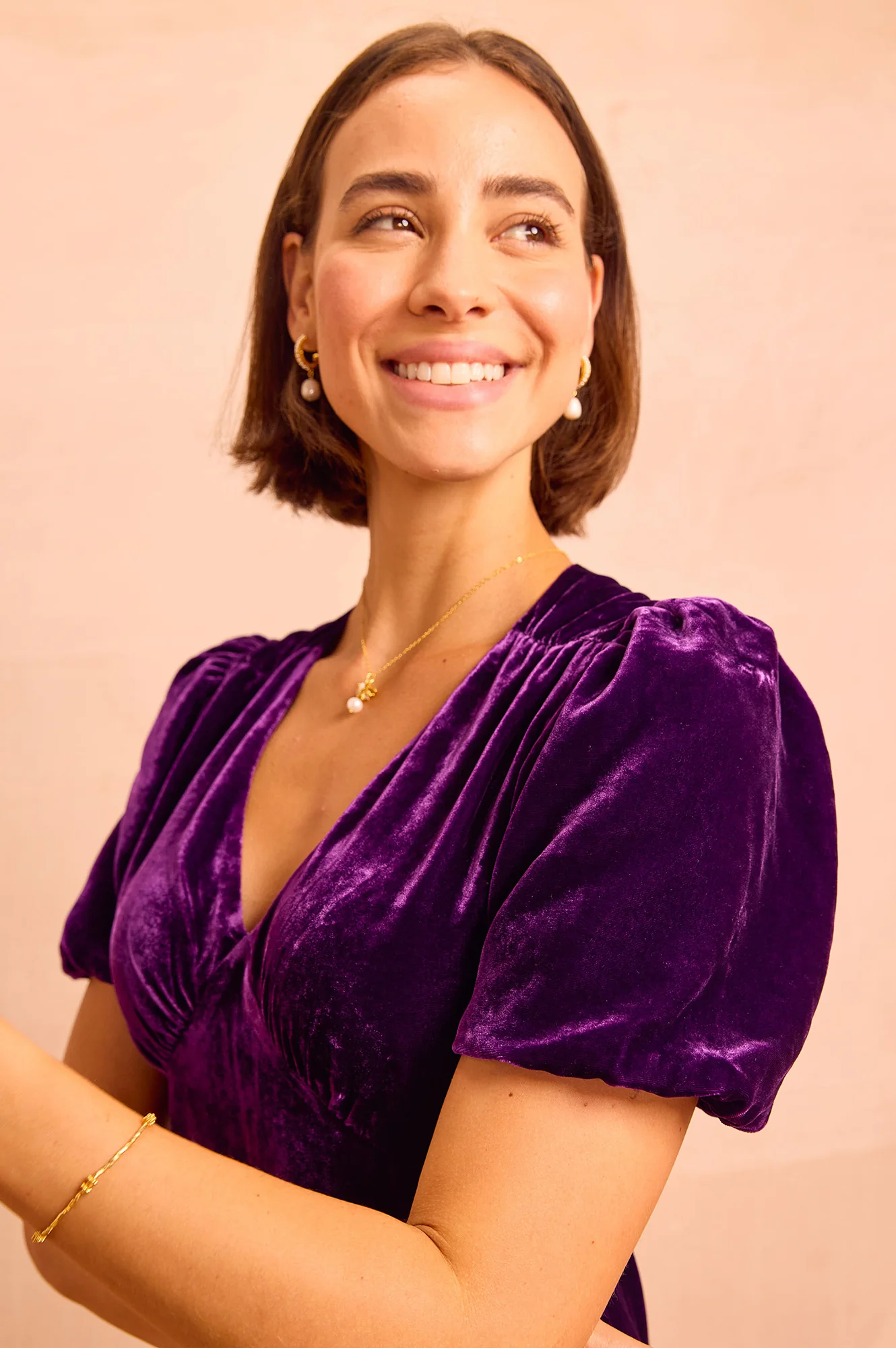 Aimie Velvet Short Sleeve Dress | Purple - Image 4