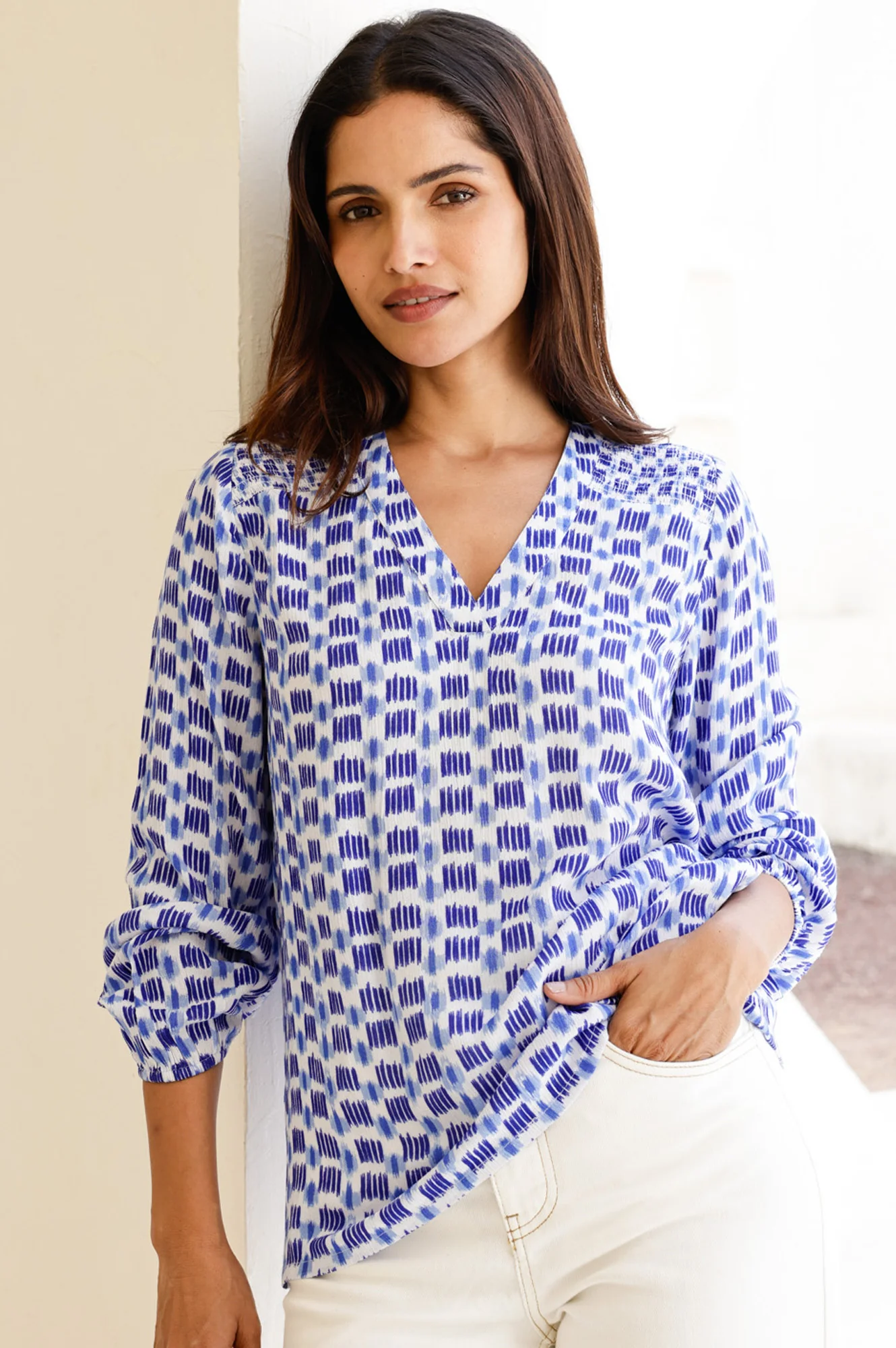 Clea Viscose Crinkle Blouse | Ikat White/Blue - Image 5