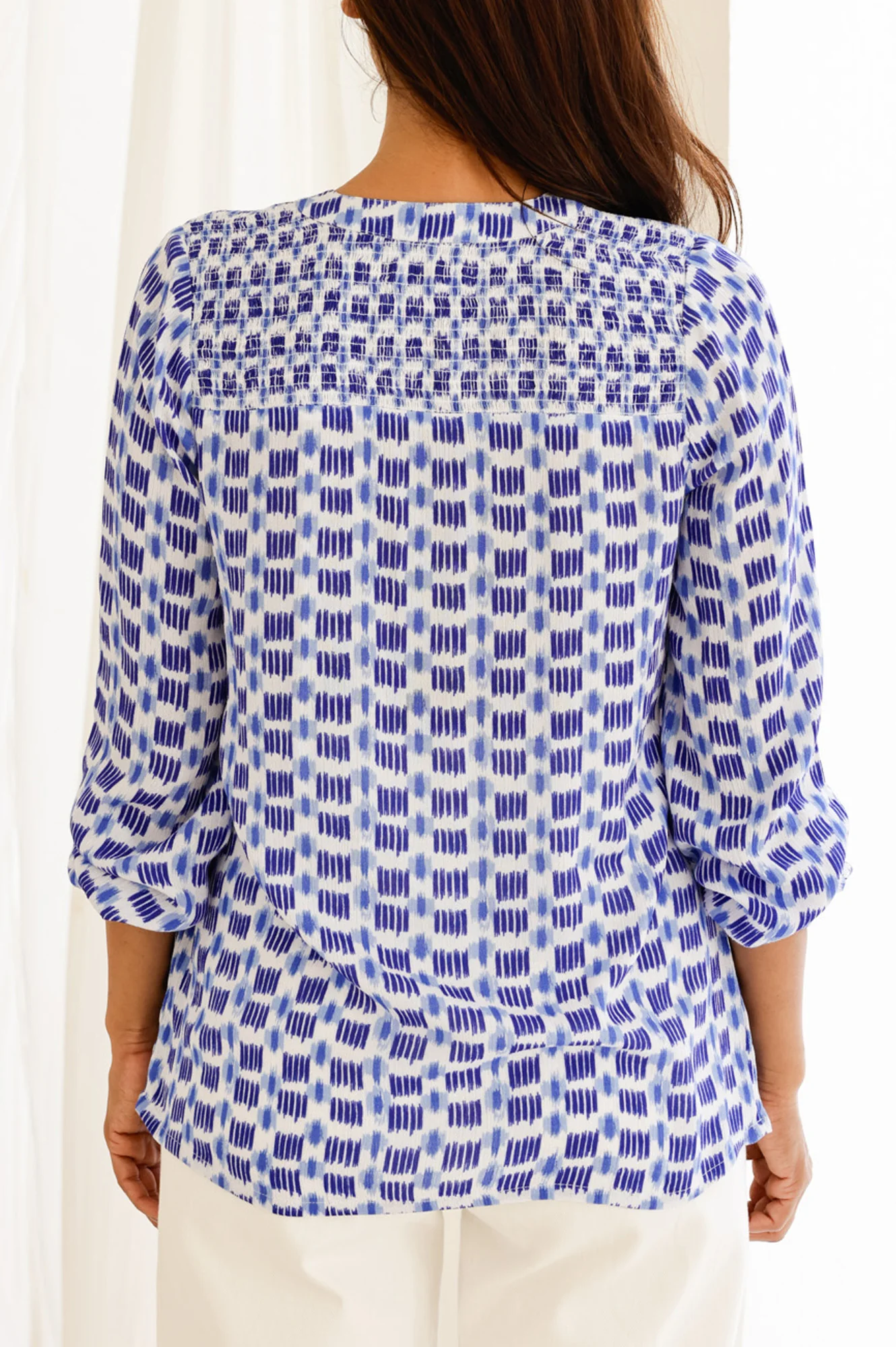 Clea Viscose Crinkle Blouse | Ikat White/Blue - Image 7