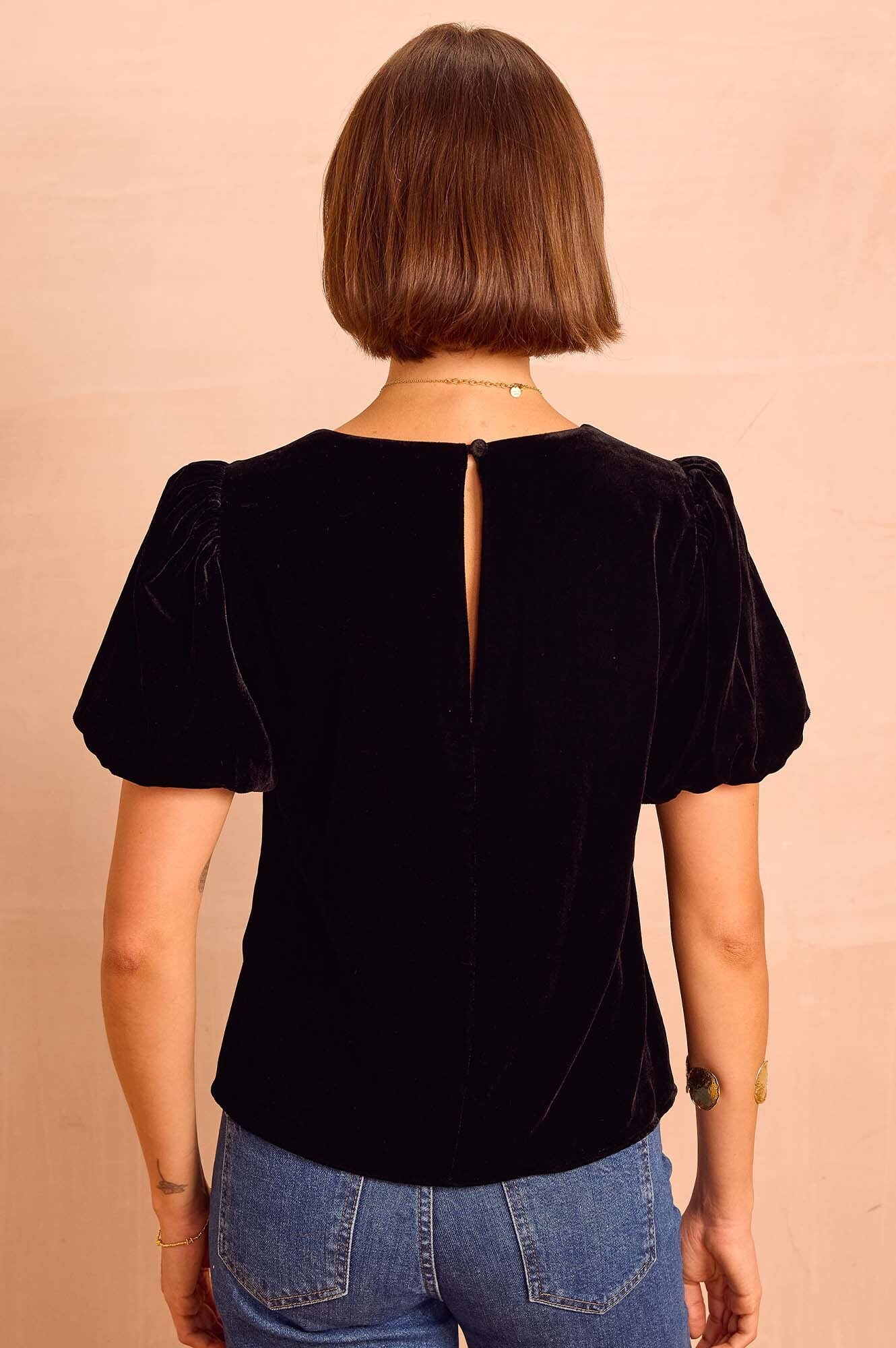 Dulcie Velvet Puff Sleeve Top | Black - Image 4