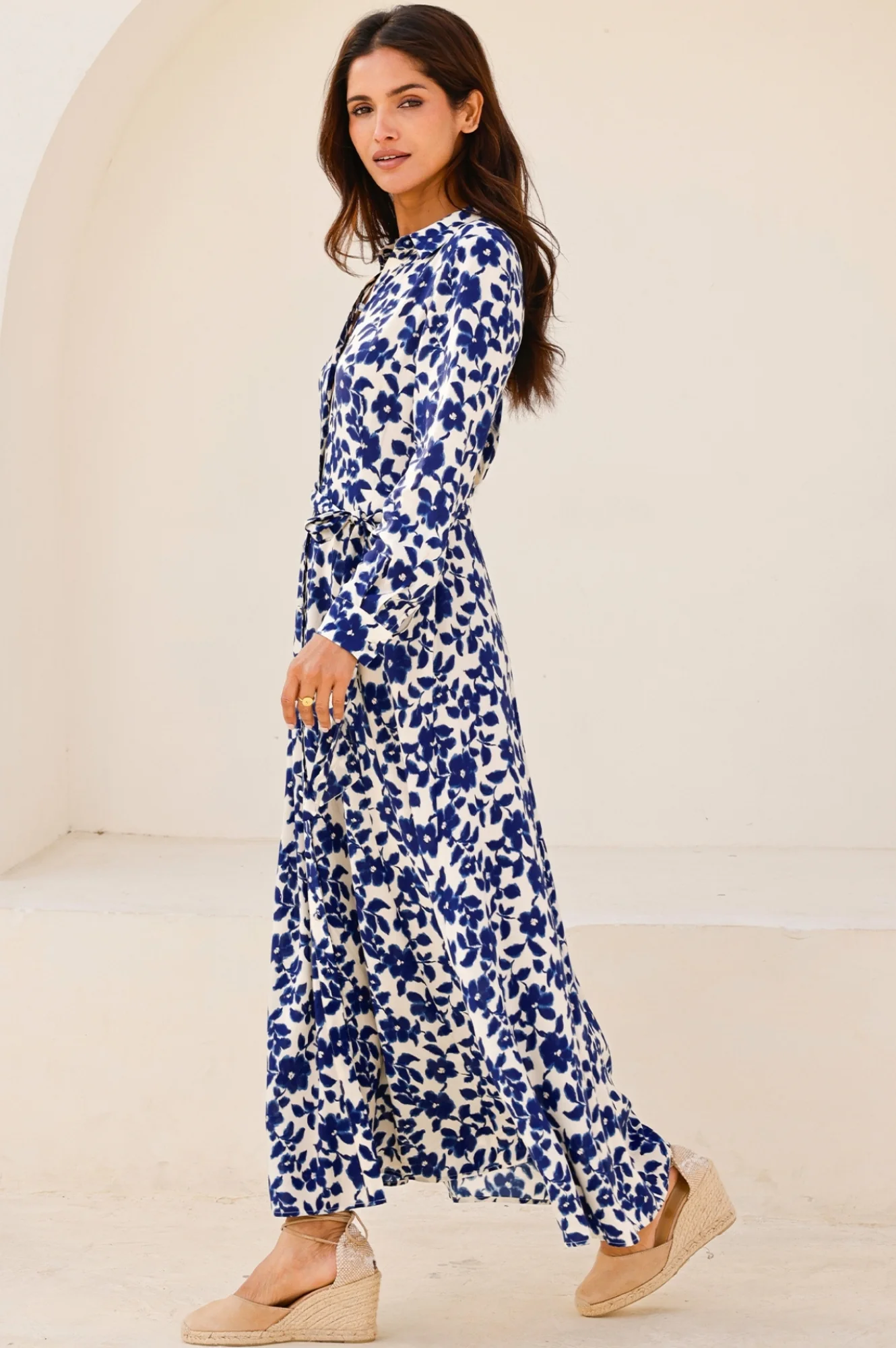 Eliza EcoVero Shirt Dress | Blossom Cream/Navy - Image 3