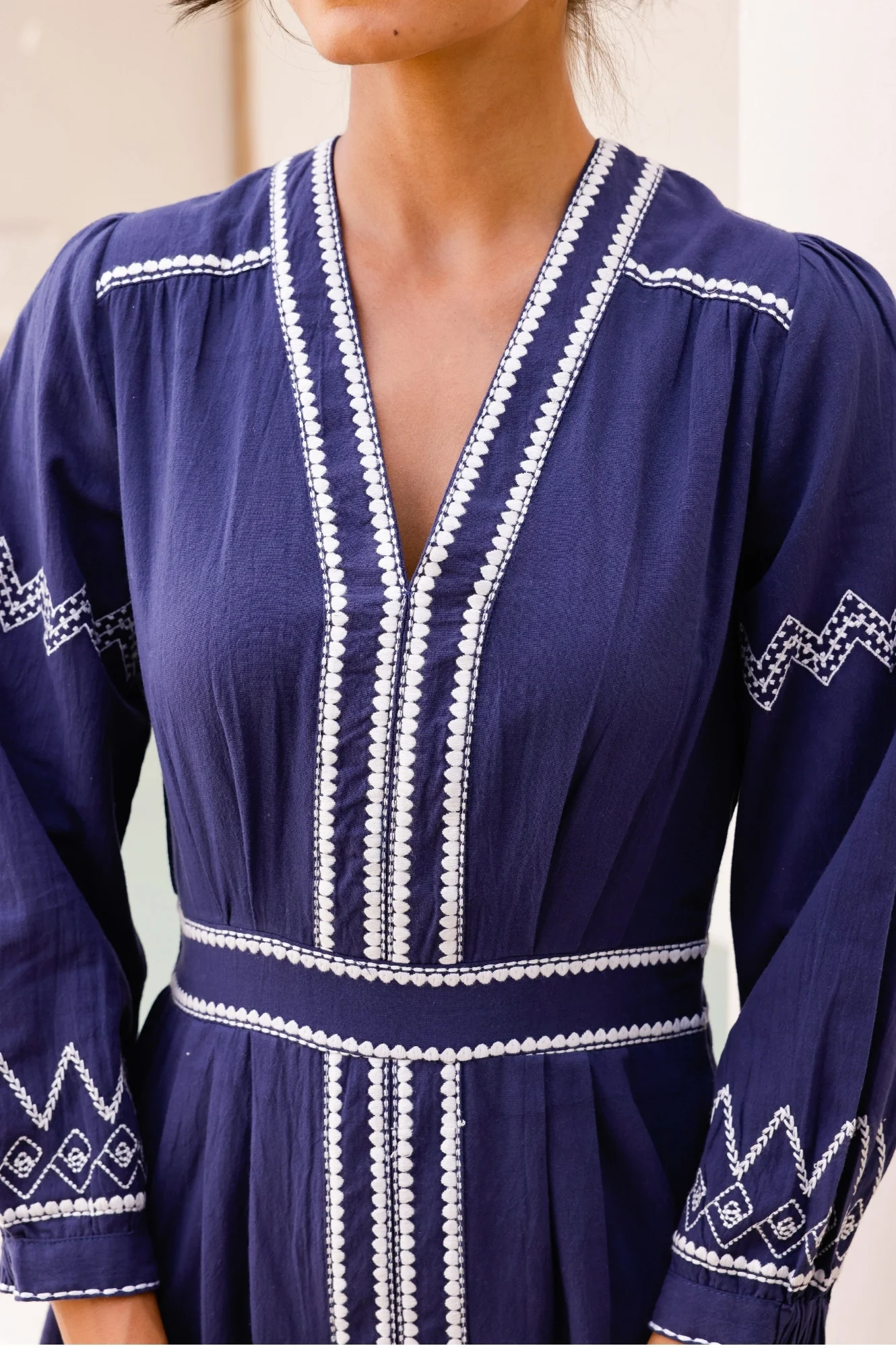 Jamila Embroidered Dress | Navy/White - Image 4