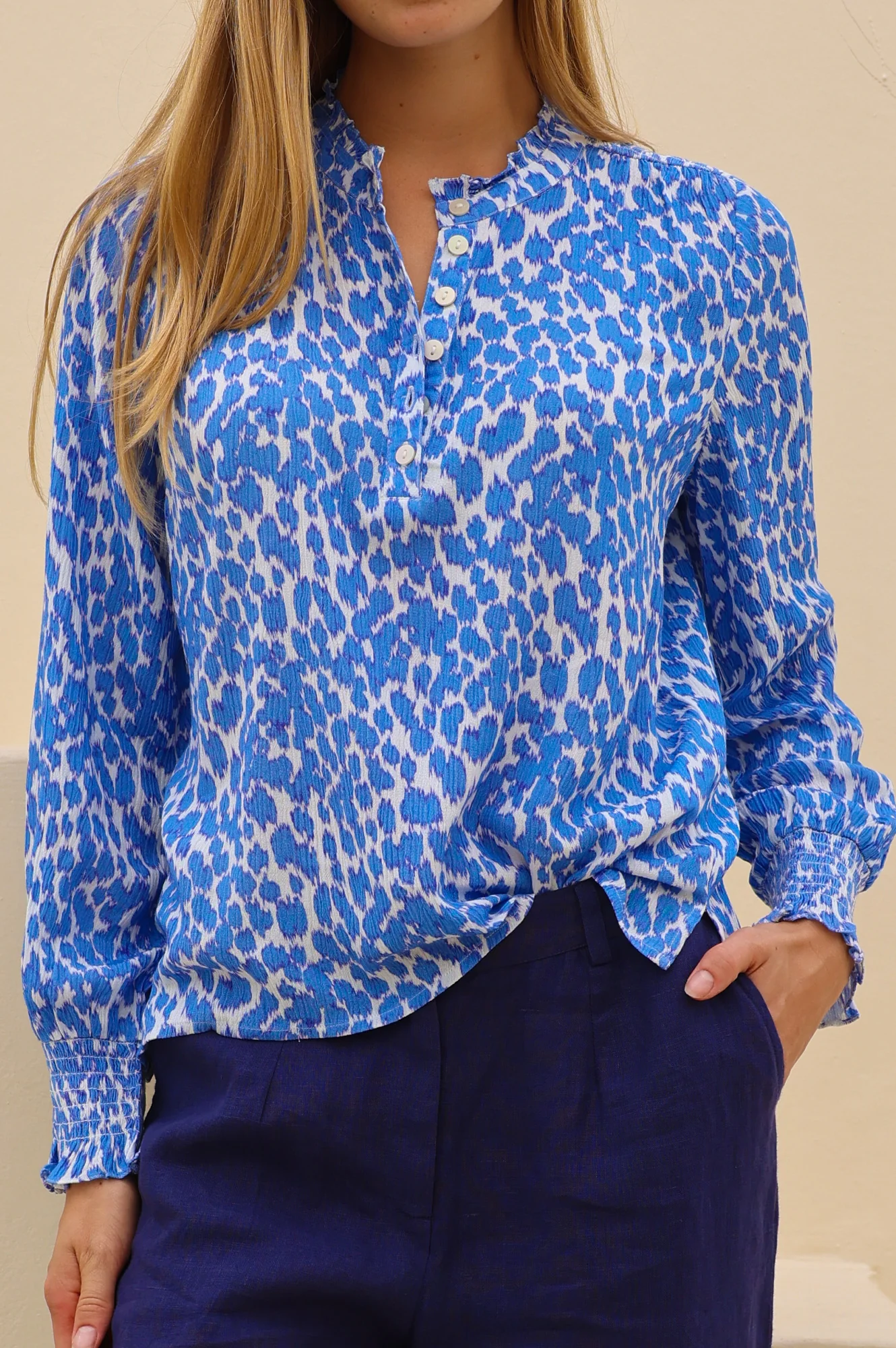 Kaia Viscose Crinkle Blouse | White/Blue - Image 2