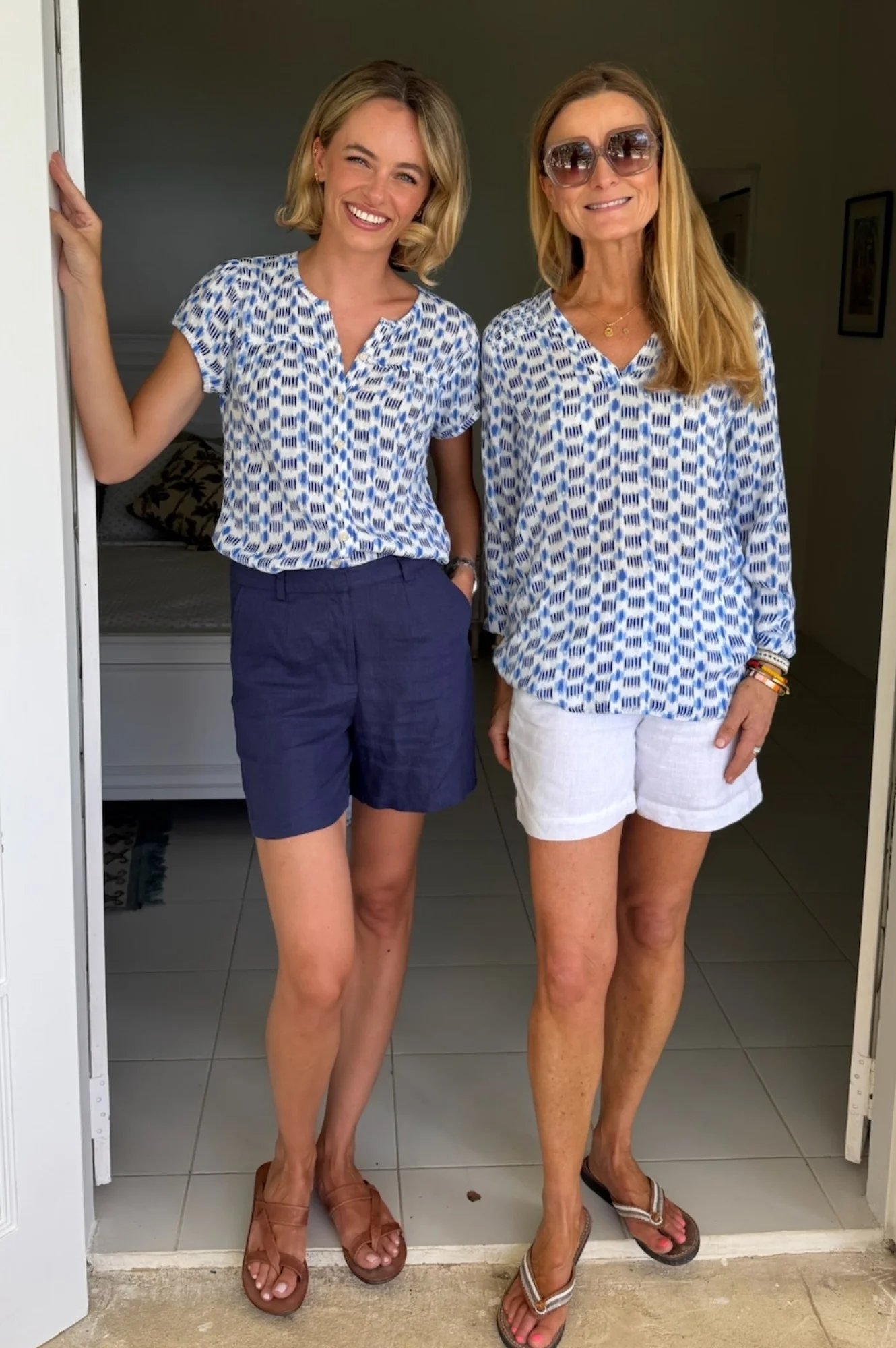 Lisbon Viscose Crinkle Blouse | Ikat White/Blue - Image 5