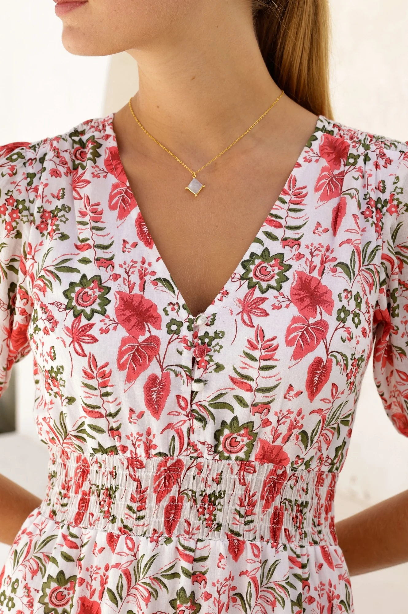 Lyra necklace | Gold/White - Image 3