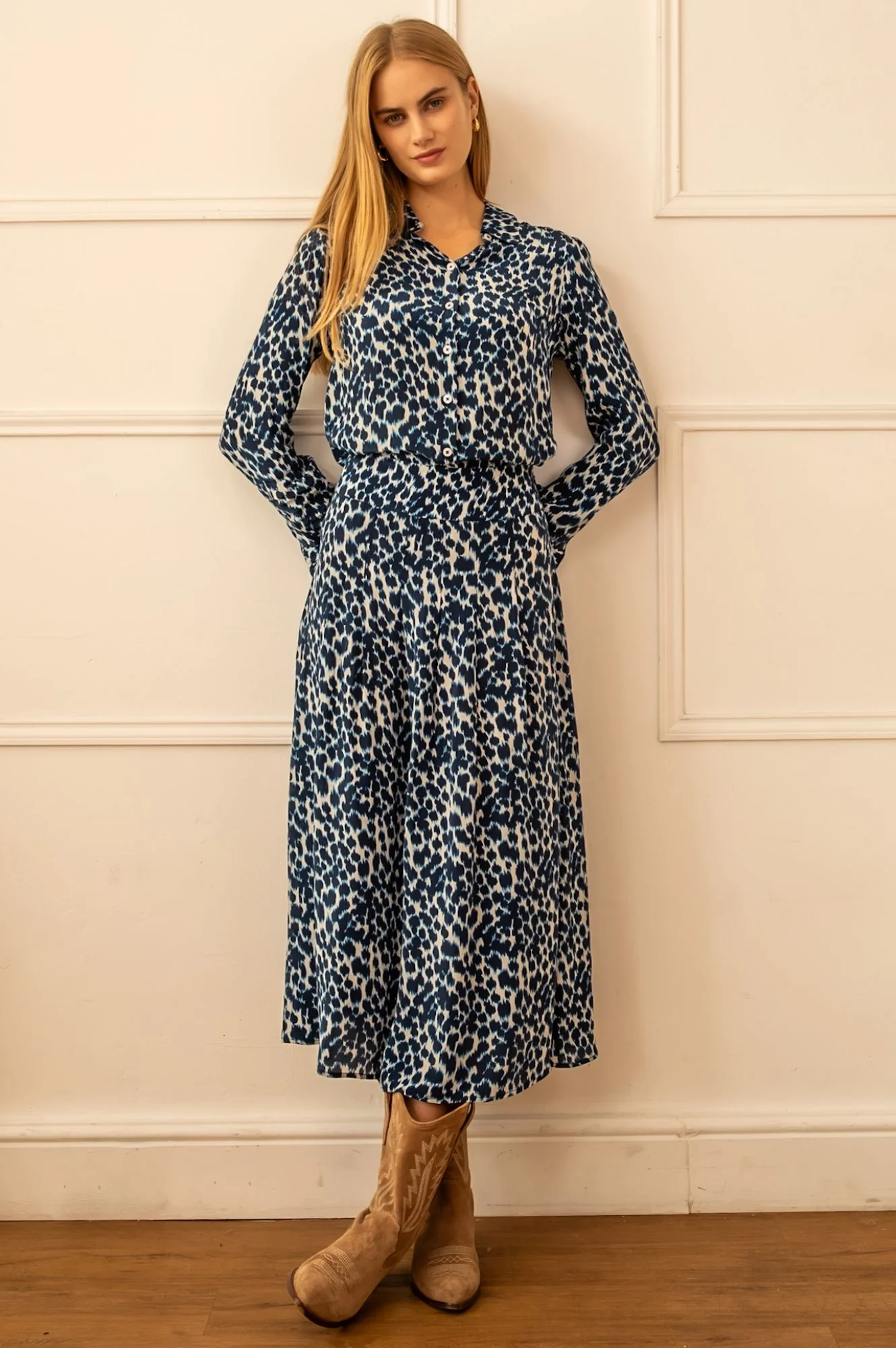 Milena Viscose Crepe Printed Shirt | Animal Ikat Navy/Cream - Image 5
