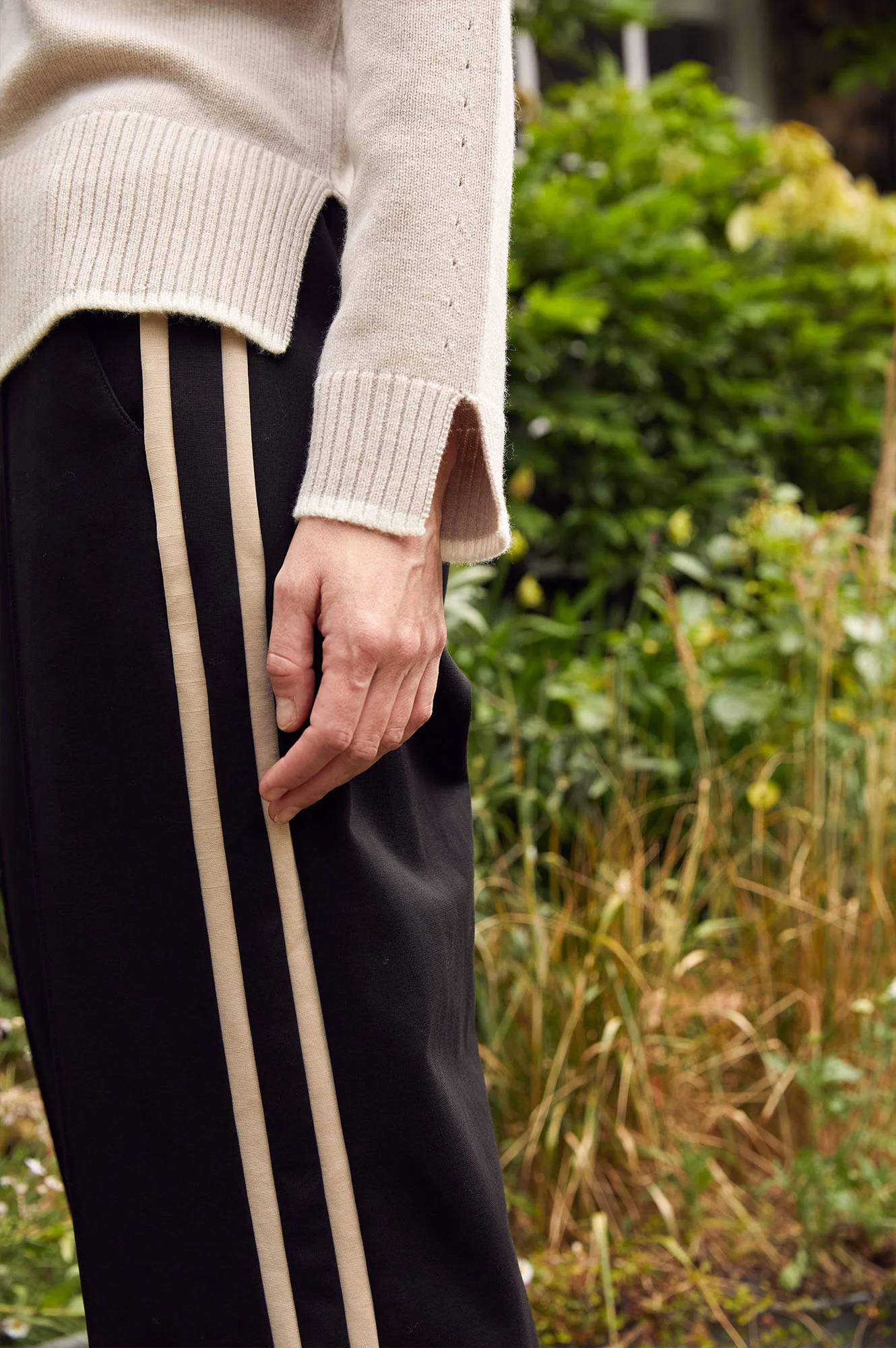 Ponte Trousers | Black/Taupe - Image 4